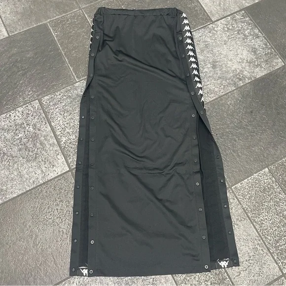 VTG Kappa Track Skirt Black White Button Snaps Adjustable size Large 2000s Y2K - Picture 8 of 9